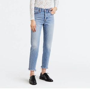 levi’s wedgie icon jeans in fit shut up